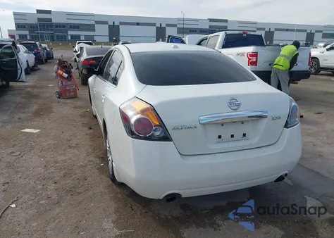 2010 Nissan Altima 2.5 S z USA, uszkodzony, nr VIN 1N4AL2AP5AN410905